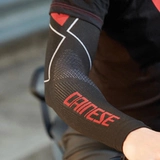 Вентиляторы автомобиля Dainese Dennis Мотоциклевые рукава рукава солнцезащитный крем, воздухопроницаемый, пот, ледяной рукав весенний и летний сезон