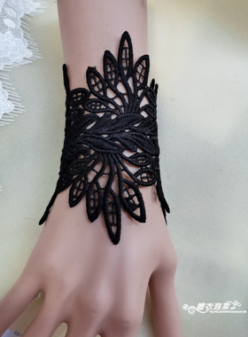 2026韩日韩国时尚网红蕾丝饰品手链手腕钩花镂空手腕带链森林女黑