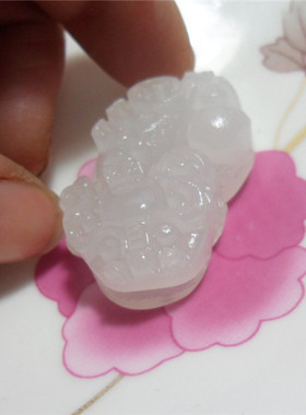 精工药王石墨绿玉貔貅吊坠