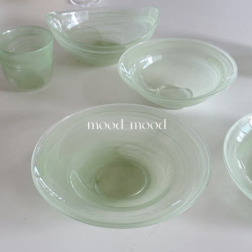 mood 清透蜜瓜绿玻璃碗 云雾艺术感草帽碗果盘酸奶碗冷菜摆件 - 图2