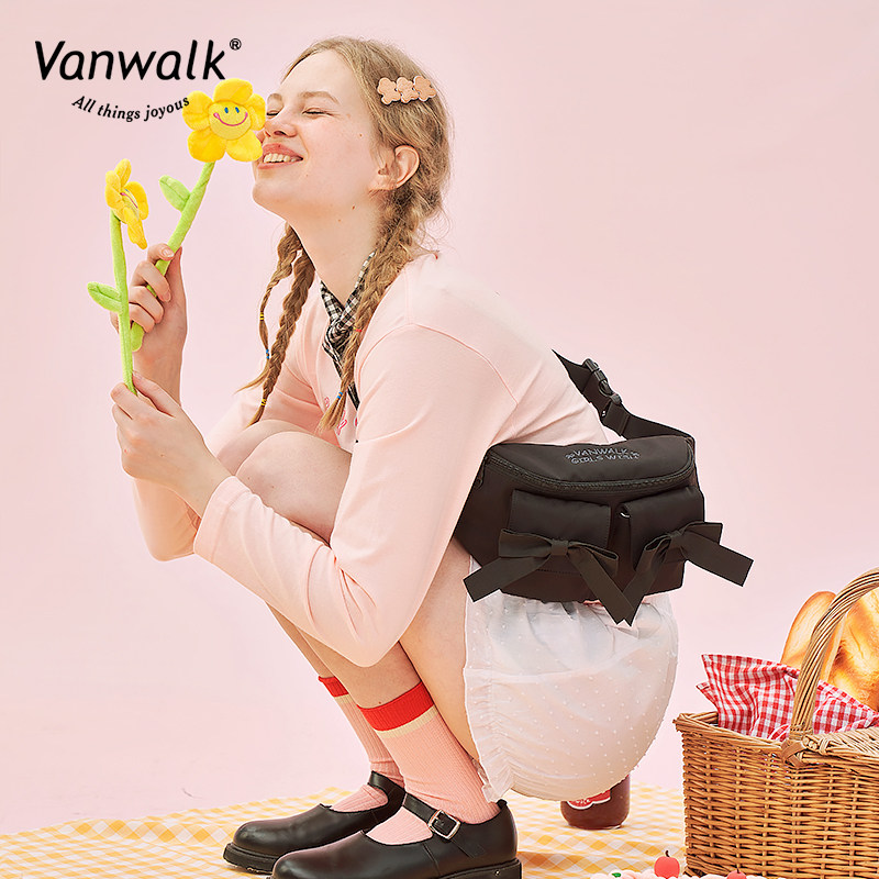 vanwalk野餐系列日系学生休闲包包 出走胸包