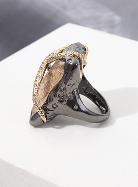 欧美鬼才设计师时尚个性嘻哈朋克风戒指指环 简约气质镶钻戒指