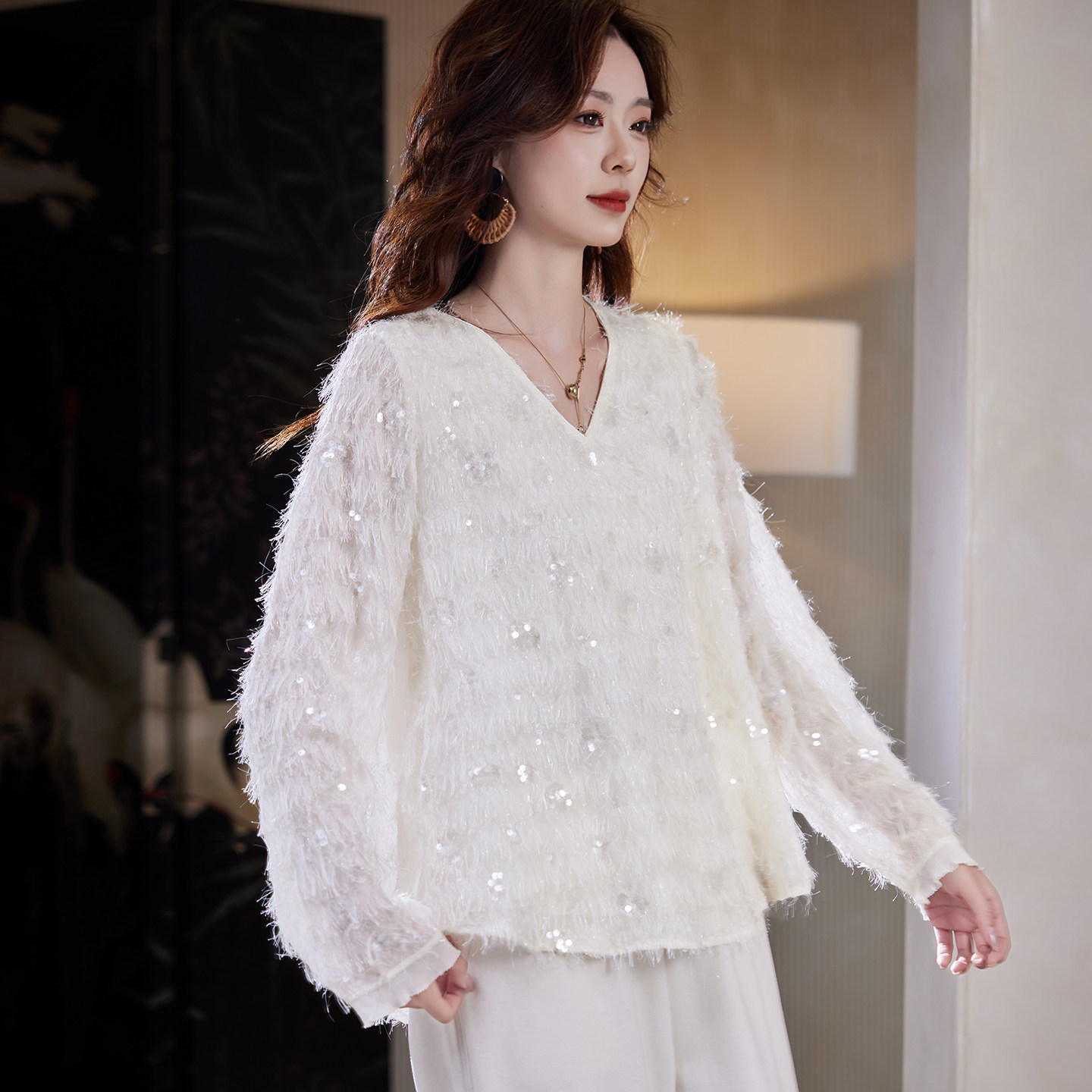 宝诗黎V领流苏亮片长袖上衣2026春季时尚洋气百搭休闲宽松女装,淘宝优惠券,粉丝福利购,淘宝优惠卷