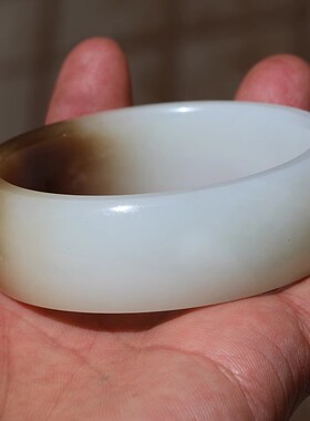 【小胡子玉器】和田玉 叶城山料 糖白羊脂玉 53mm宽版手镯