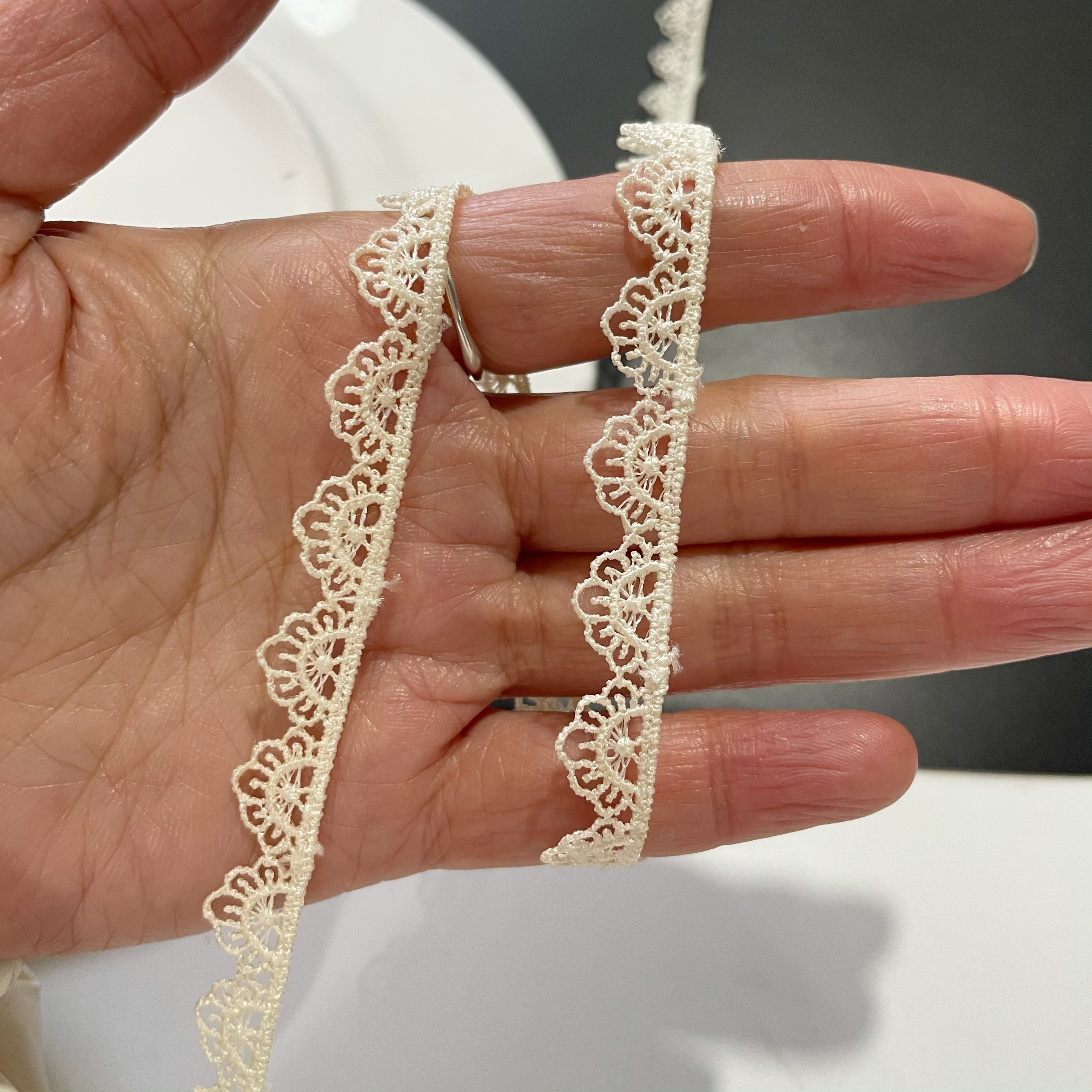 Exquisite water-soluble cotton embroidery lace DIY skirt Lolita dress retro curtain design home fabric accessories