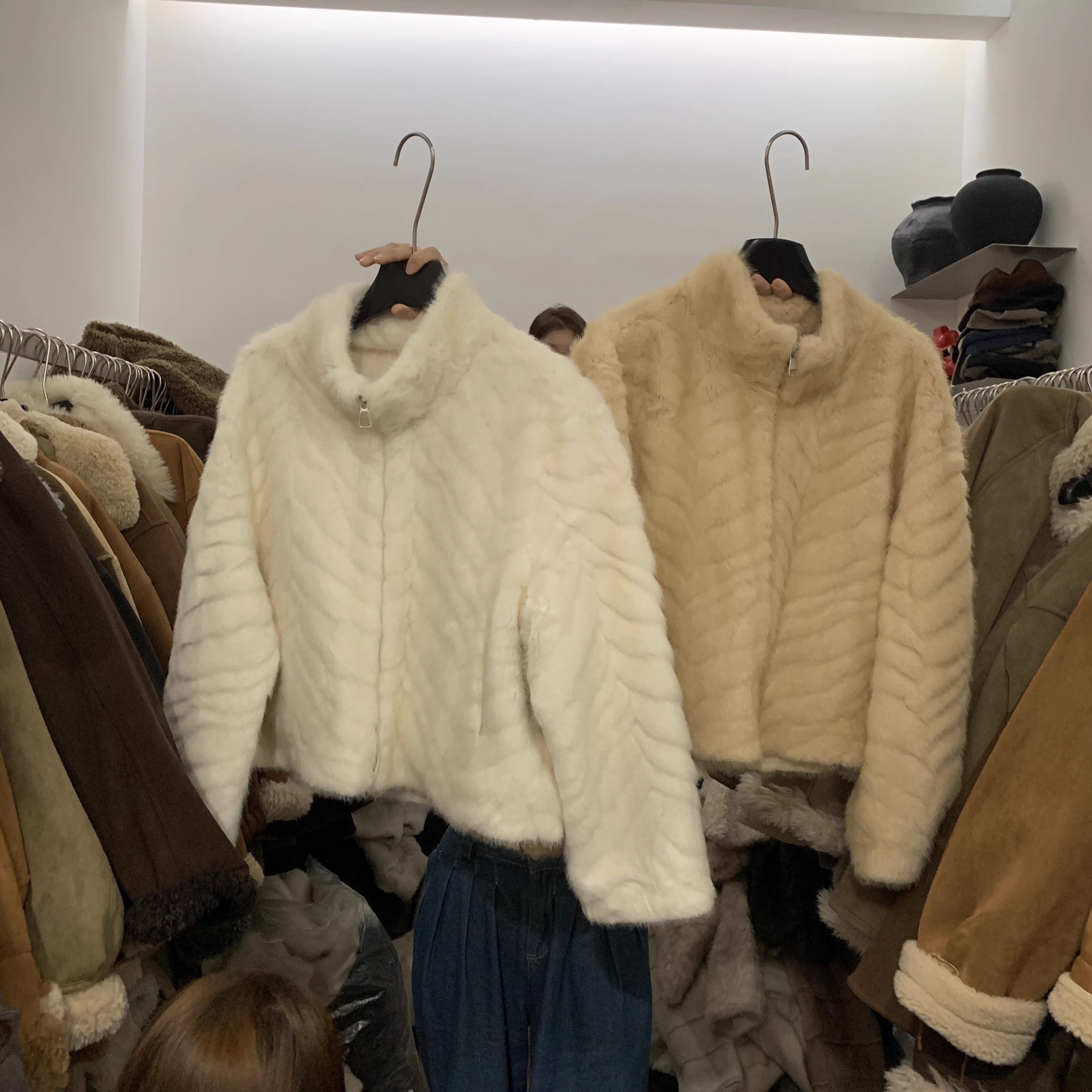 2025秋冬新款韩系时尚百搭立领保暖毛毛领皮草外套女短款拉链设计,淘宝优惠券,粉丝福利购,淘宝优惠卷