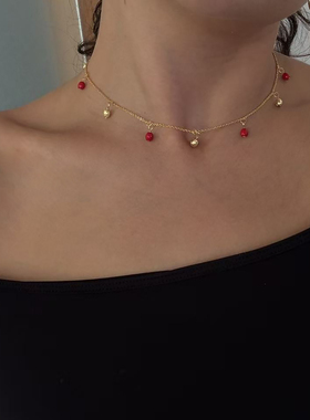 A Ray of Sunlight 「Love」节日系列珐琅豆豆项链红色新年好运