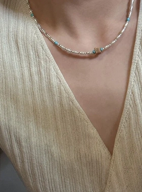 S925纯银韩版小众设计绿松米珠项链复古款时髦个性锁骨链