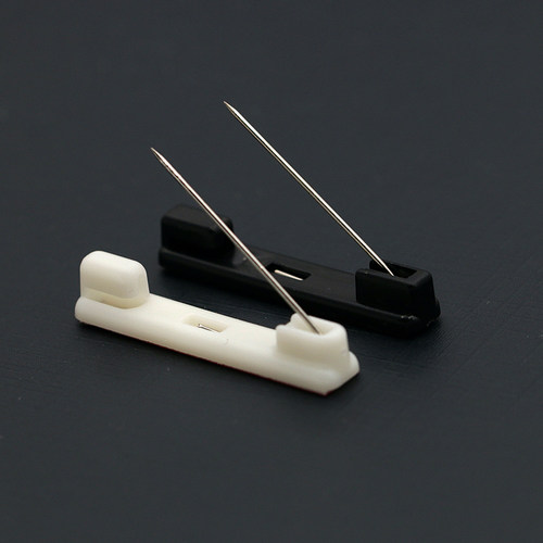 塑料别针平底可粘贴带背胶工牌安全别针黑白胸针徽章胸牌材料配件 - 图1