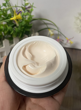 高肌黑绷带丝雾锁妆遮瑕粉底霜35g提亮肤色改善暗沉妆前打底防水