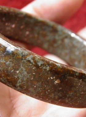 支持全世界复检西北非内圈石陨石