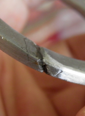 俄罗斯随城遂橄榄陨石手镯铁陨石