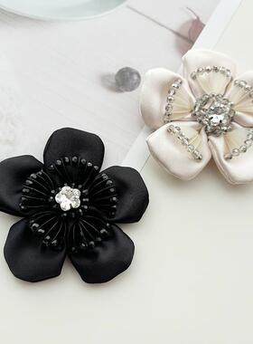 手工钉珠镶钻花朵胸针衣服饰品