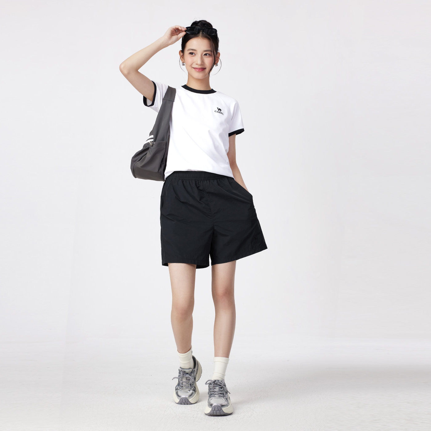 骆驼女装速干短裤2026夏季新款显瘦轻薄凉感吸湿透气排汗休闲裤女