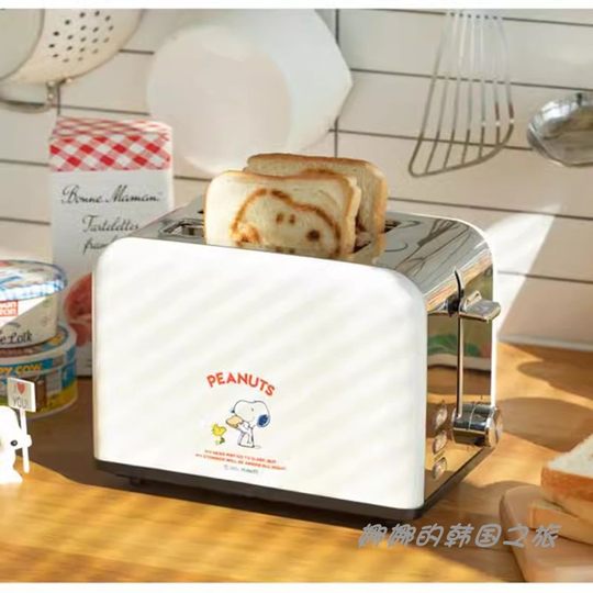 Korean spot direct mail domestic purchasing agent ins blogger same Snoopy breakfast toaster bread machine gift gift