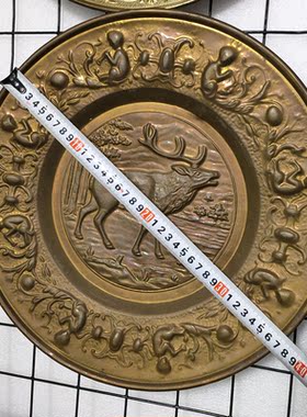 浮雕黄铜盘子展馆博物馆民俗铜器