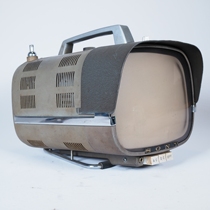 Antique Japan native Sony Sony 8-301 Worlds first crystal body tube black and white TV Museum collection