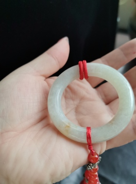 翡翠玉环天然洒金似金箔散落典雅致之美富贵气清雅韵味收藏佩戴