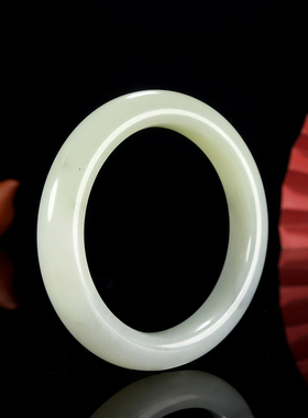 天然新疆和田玉飘青花白玉手镯女款玉石镯子送妈妈礼物证书