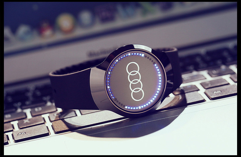 时尚潮流奔驰宝马LED触屏手表汽车标志周边防水男女情侣电子手表,淘宝优惠券,粉丝福利购,淘宝优惠卷