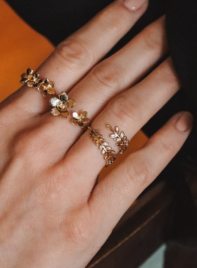 Waekuramarisa橄榄枝柳叶戒指