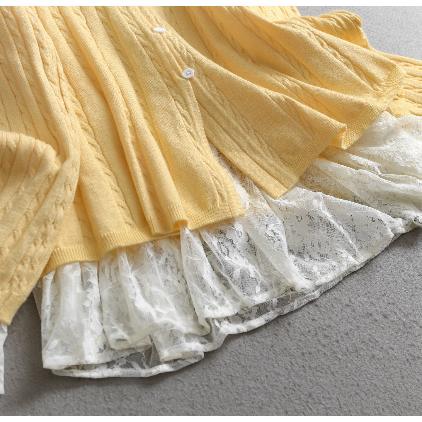 黄色绞花显瘦V领毛衣开衫蕾丝两件套2025秋新款叠穿女针织衫V486,淘宝优惠券,粉丝福利购,淘宝优惠卷