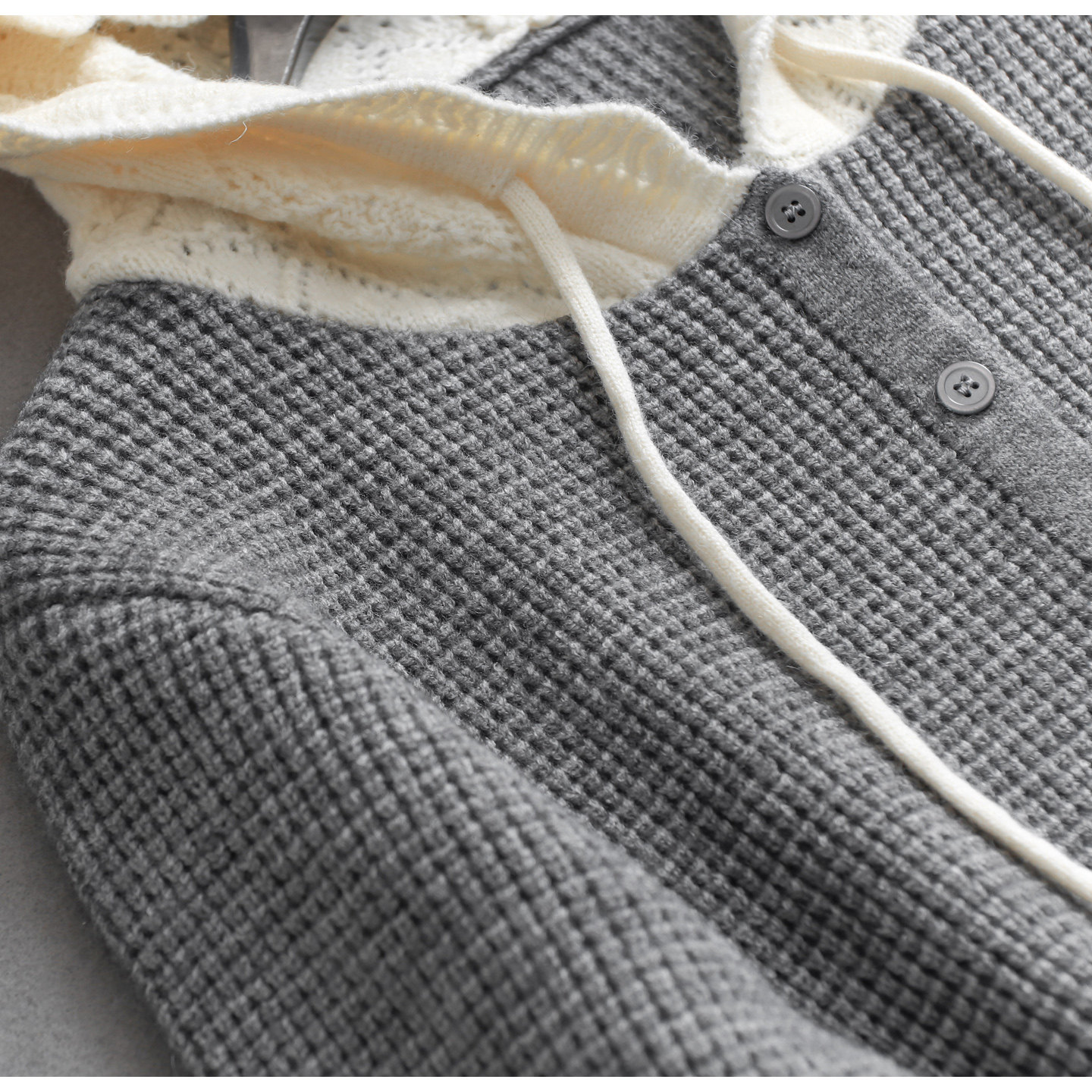 「格雷系穿搭」撞色连帽宽松显瘦2025秋新款长袖针织衫毛衣女B176,淘宝优惠券,粉丝福利购,淘宝优惠卷