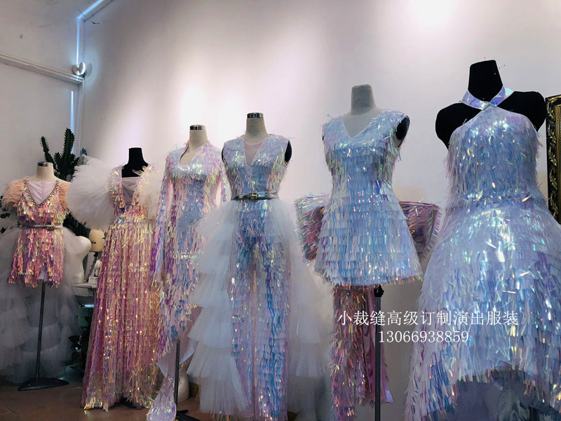 新款镭射亮片晚礼服走秀服装商演礼服裙走秀服装 - 图0