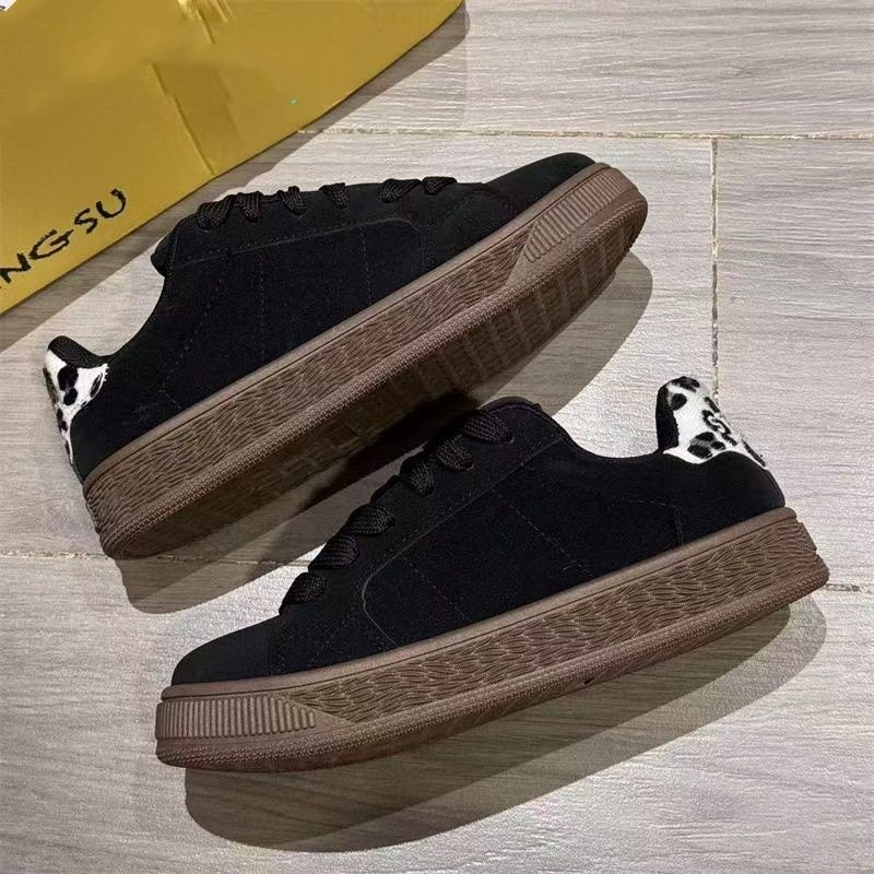 2025新款小众复古美式厚底板鞋女ins超火街拍百搭运动休闲面包鞋,淘宝优惠券,粉丝福利购,淘宝优惠卷