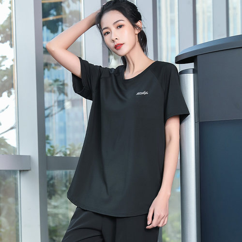 夏季胖mm大码健身瑜伽服跑步运动上衣女200斤训练短袖t恤晨跑套装 - 图1