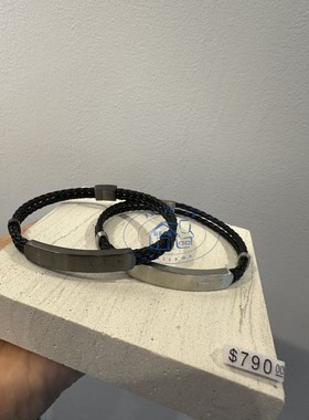 品牌logo字母黑色皮革編織手镯