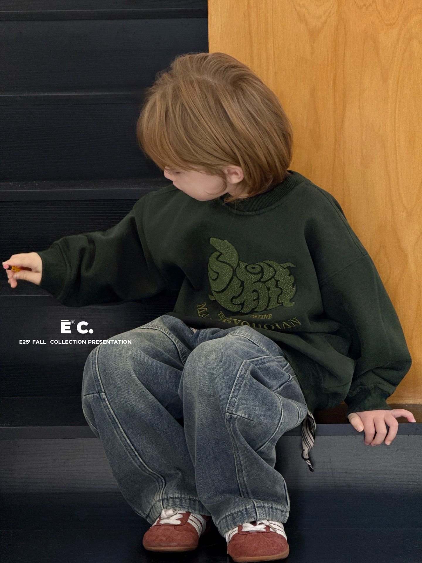 实体店品质男孩小童装宝宝冬季款潮牌加一体绒马年款圆领套头卫衣,淘宝优惠券,粉丝福利购,淘宝优惠卷