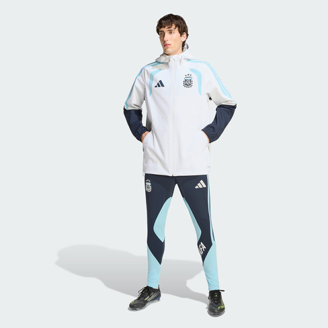 Adidas 26 World Cup ອາເຈນຕິນາແລະເຢຍລະມັນລຸ້ນຜູ້ນເສື້ອກັນຝົນໃນເຍື່ອ JZ5952 JZ4586