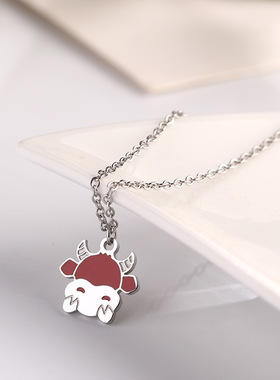 生肖属牛钛钢玫瑰金吊坠锁骨项链