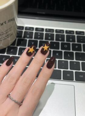 纯手工穿戴甲短款美甲棕色高级感辣妹欧美风黄色星星甜酷学生