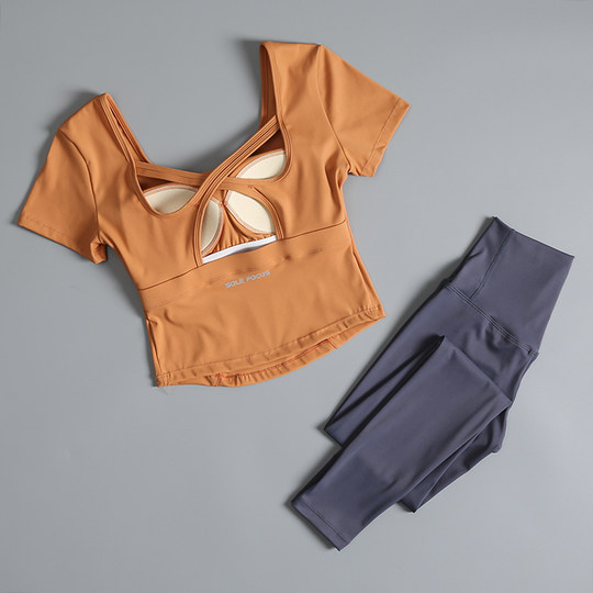 Professional yoga clothing suit for women with chest pad sports short sleeves