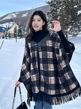 格子披肩斗篷女秋冬季百搭时尚流苏外搭皮领披风复古保暖围巾外套