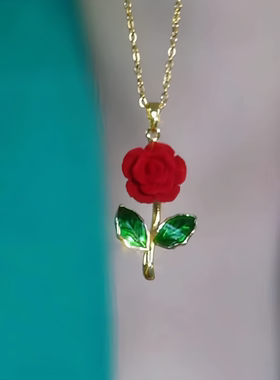 红色玫瑰花吊坠高级感锁骨链
