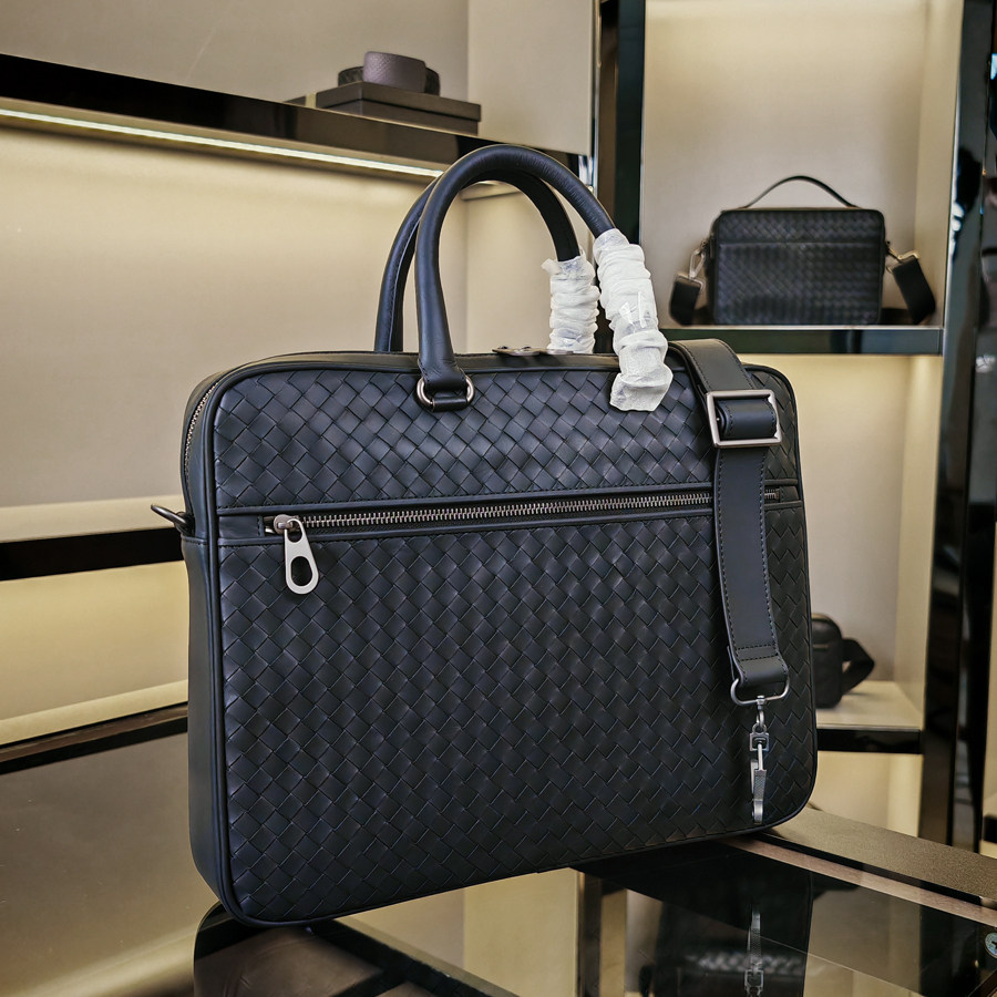 New woven business style large capacity crossbody handbag