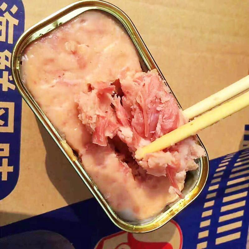 中粮午餐肉小白猪火腿猪肉罐头梅林小黑猪户外即食火锅泡面好伴侣 - 图0