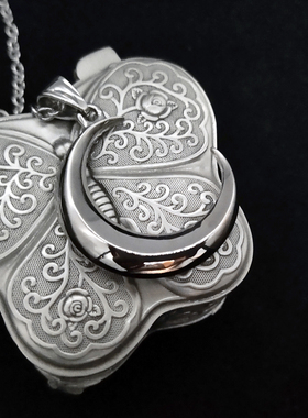 弦月质感钛钢配饰原创暗黑项链