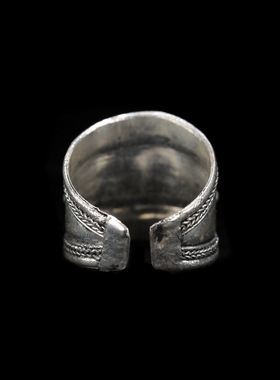 尼泊尔藏银白铜花丝镶嵌宝石戒指戒圈可调