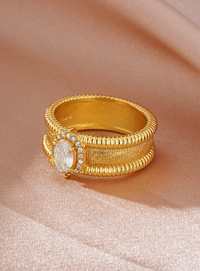 法国chrry koop新款色满圈锆石鸽子蛋戒指轻奢精致中古纹理感