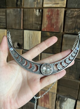 AlchemyGothic白锡女月亮项链