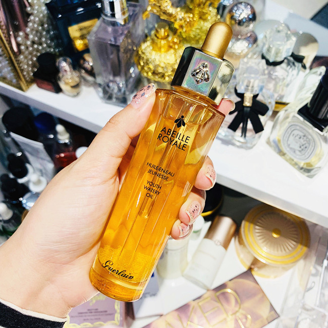 强大修复百搭高手guerlain修护蜜 香港陈七七液态精华