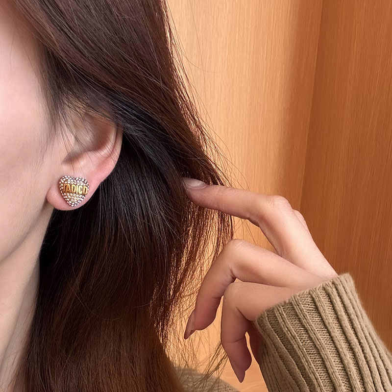 D家复古做旧满钻爱心耳环高级感轻奢气质百搭cd耳钉小香风耳饰 - 图1