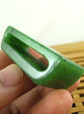 新疆和田玉生肖龙腰佩男款带证书