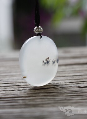 天然玉髓项链古典吊坠