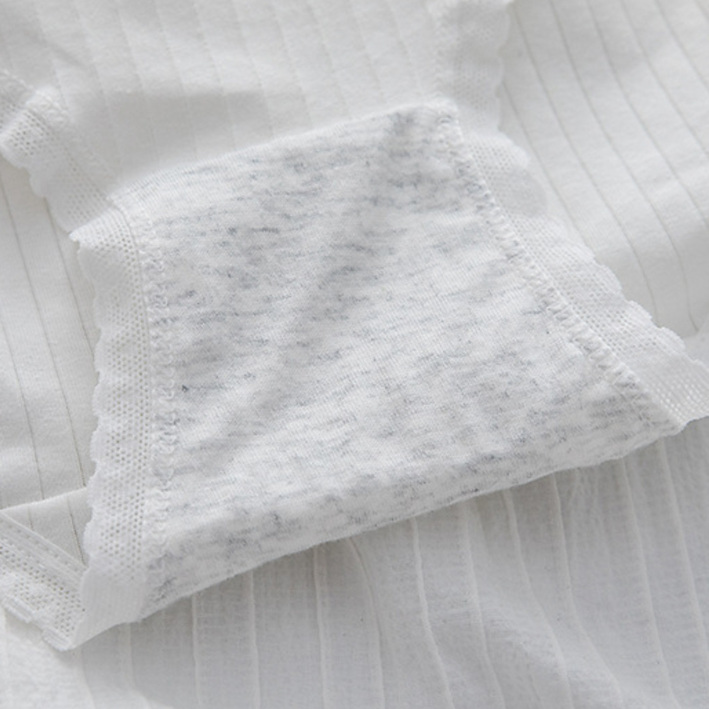 日系粉色可爱少女爱心萌兔印花内裤女 10A抗菌棉裆中腰学生三角裤,淘宝优惠券,粉丝福利购,淘宝优惠卷