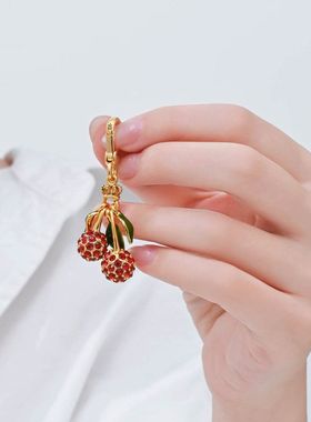 新款立体清新珐琅釉绿叶满钻红色樱桃吊坠项链甜美百搭水果锁骨链